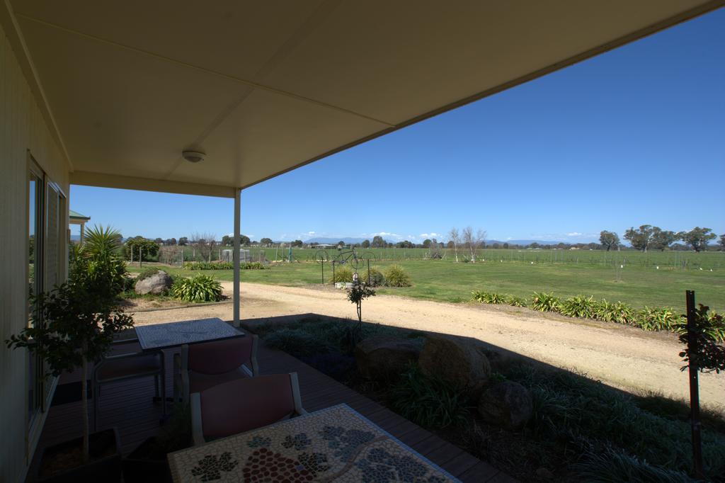 Milawa Muscat Retreat B&B Exterior photo